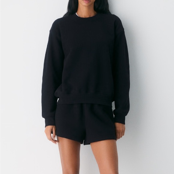 TNA crewneck - Picture 2 of 2